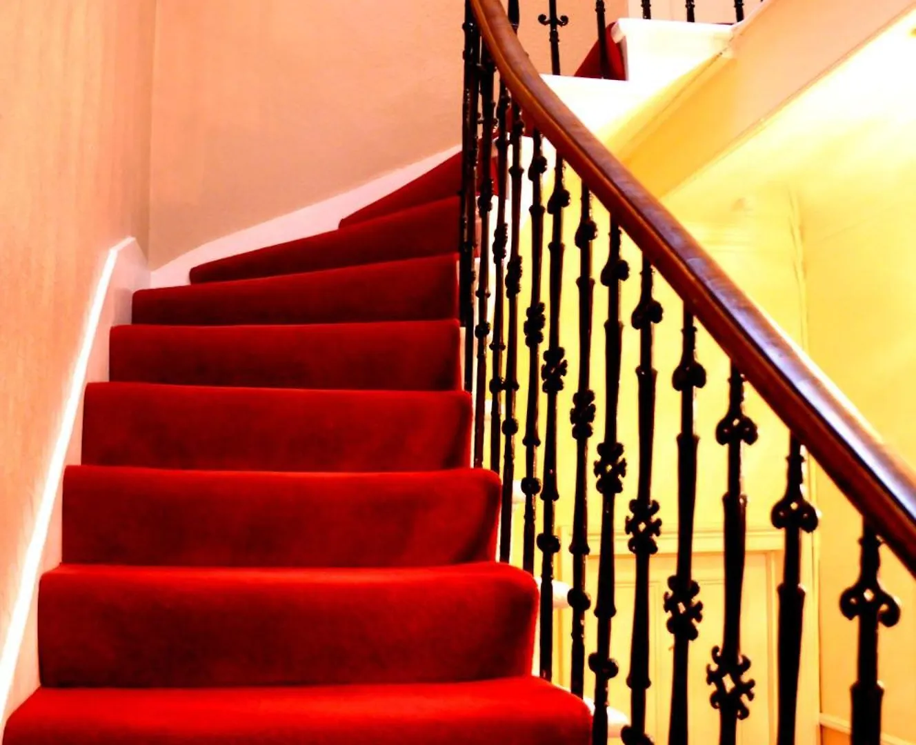 Balmore Guest House Edinburgh