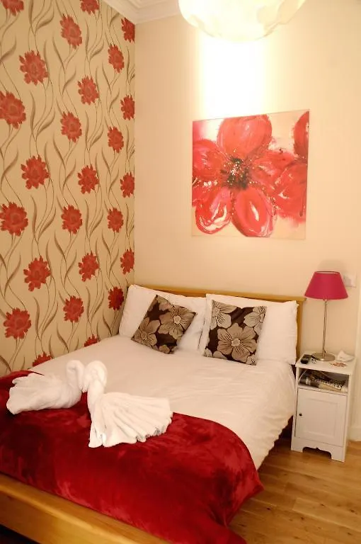 Balmore Guest House Edinburgh