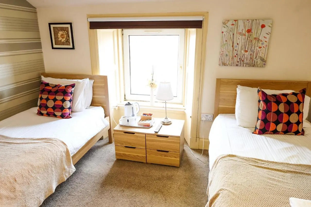 Balmore Guest House Edinburgh
