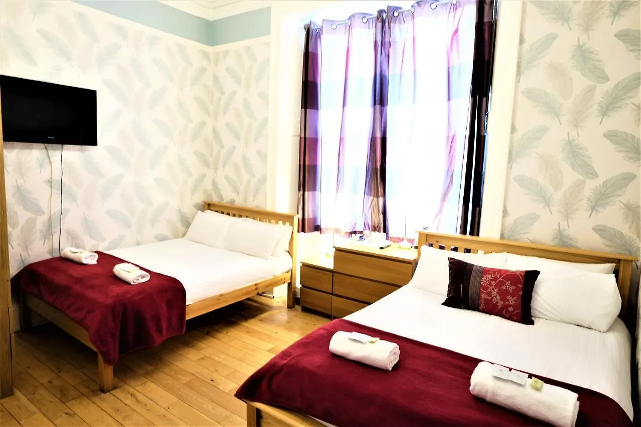 Balmore Guest House Edinburgh